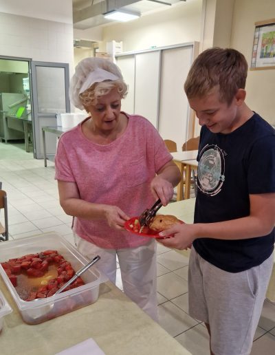 Lubenica je osvojila učenke in delavce šole